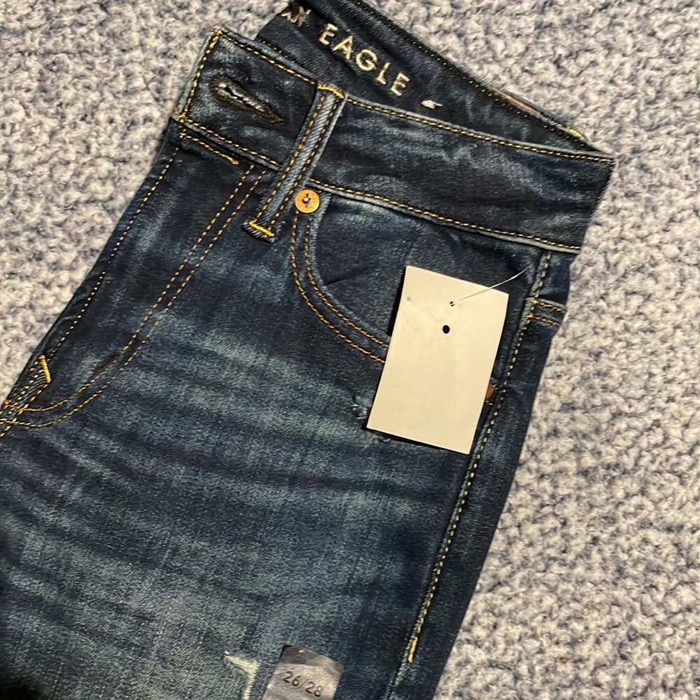 🆕Jeans - Picture 2 of 3